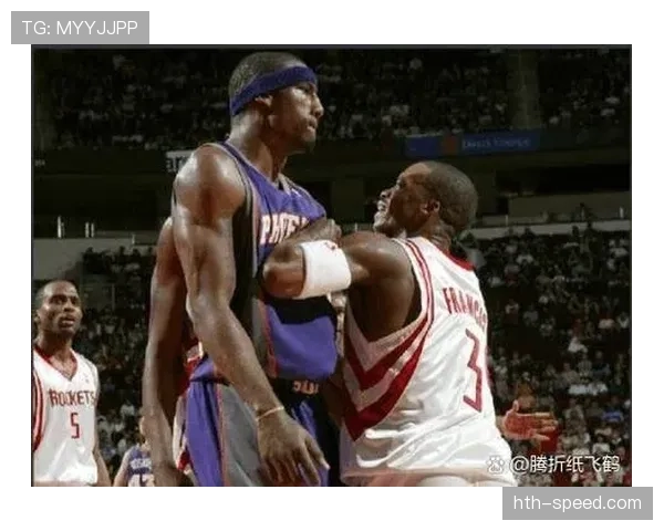 姚明豪宅厨房比球场还要敞亮，简直不像个运动员家